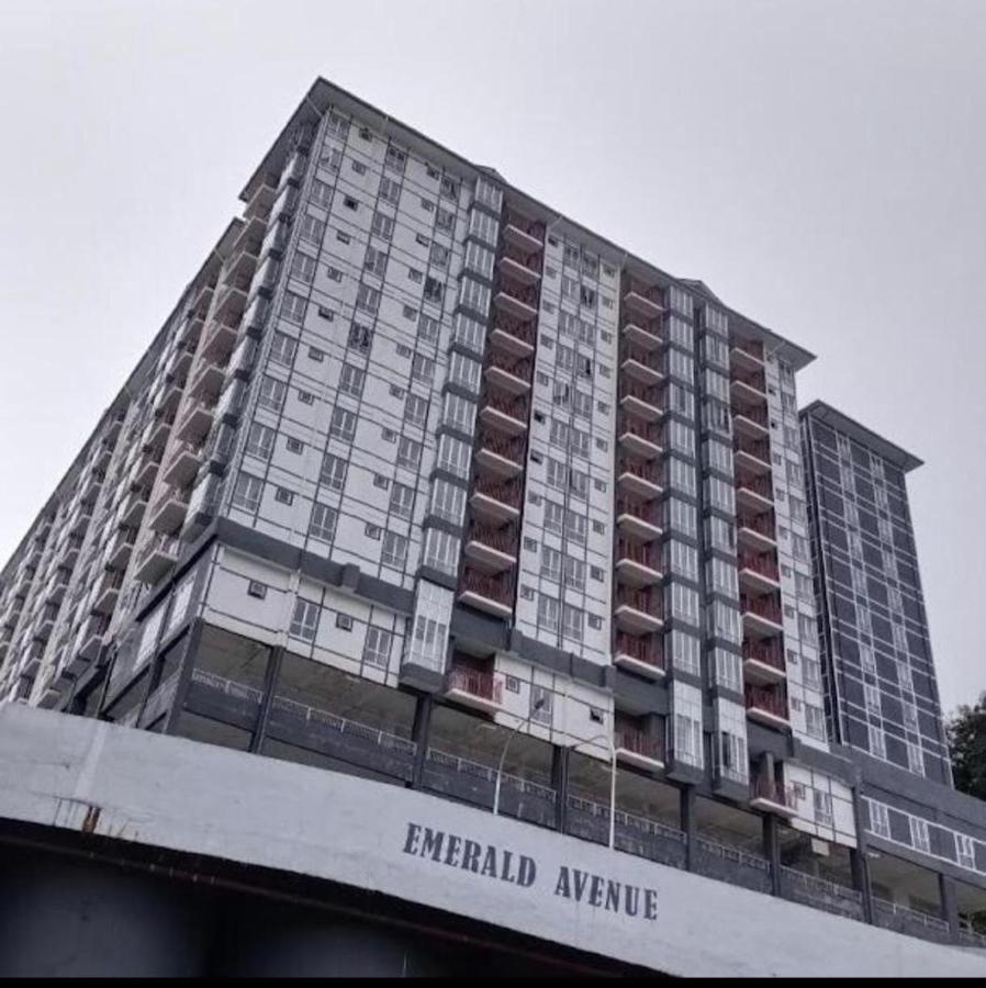 Stobericekelathomestaymuslim's Apartment *